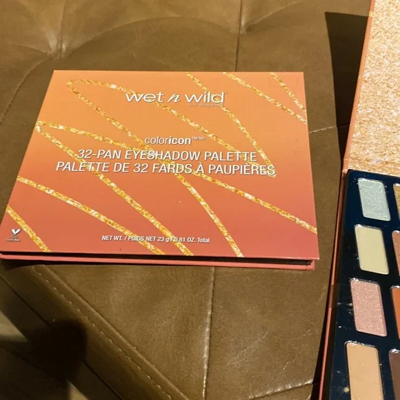 Wet and wild 32 exciting colors eyeshadow palette - Picture 2 of 4
